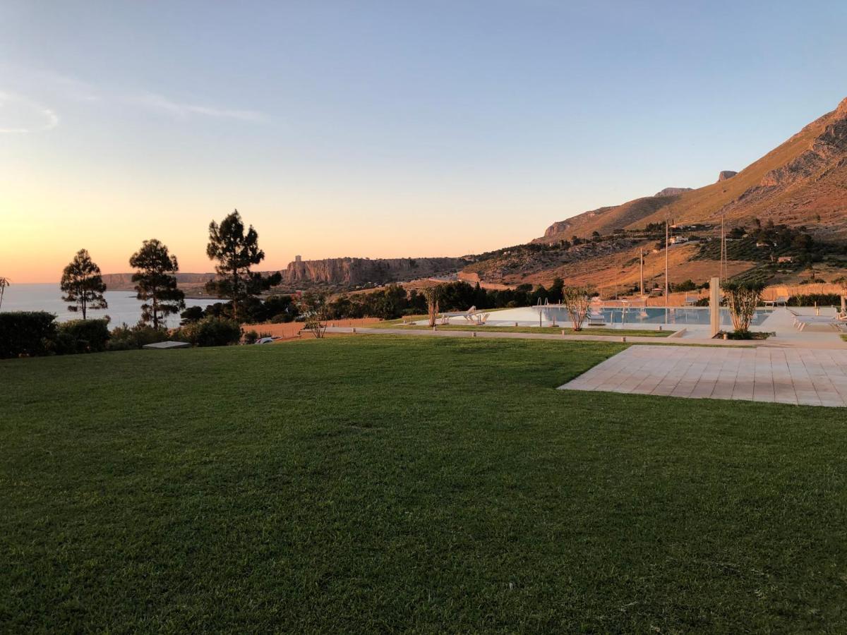 Cala Azzurra Macari Bed And Breakfast And Holidays House 外观 照片