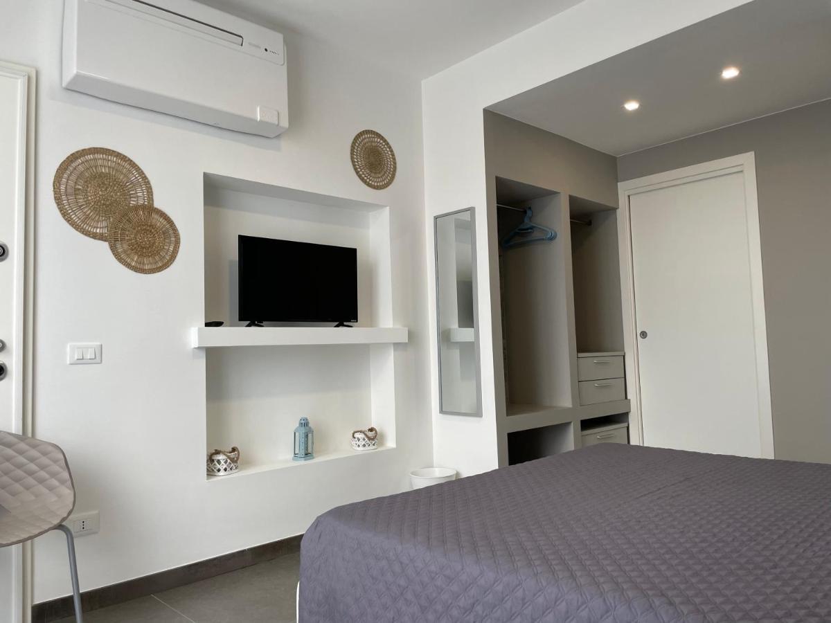 Cala Azzurra Macari Bed And Breakfast And Holidays House 外观 照片