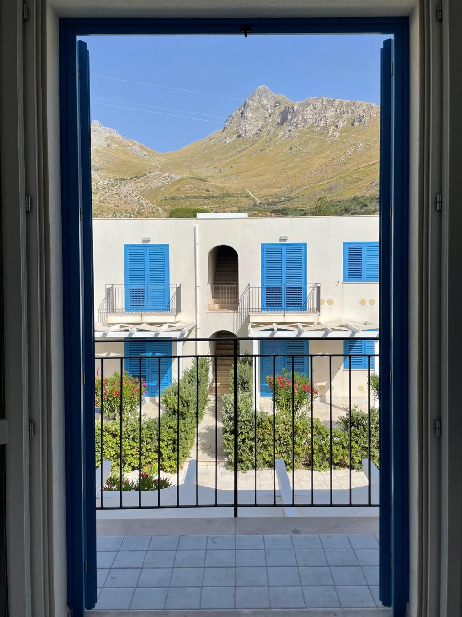 Cala Azzurra Macari Bed And Breakfast And Holidays House 外观 照片