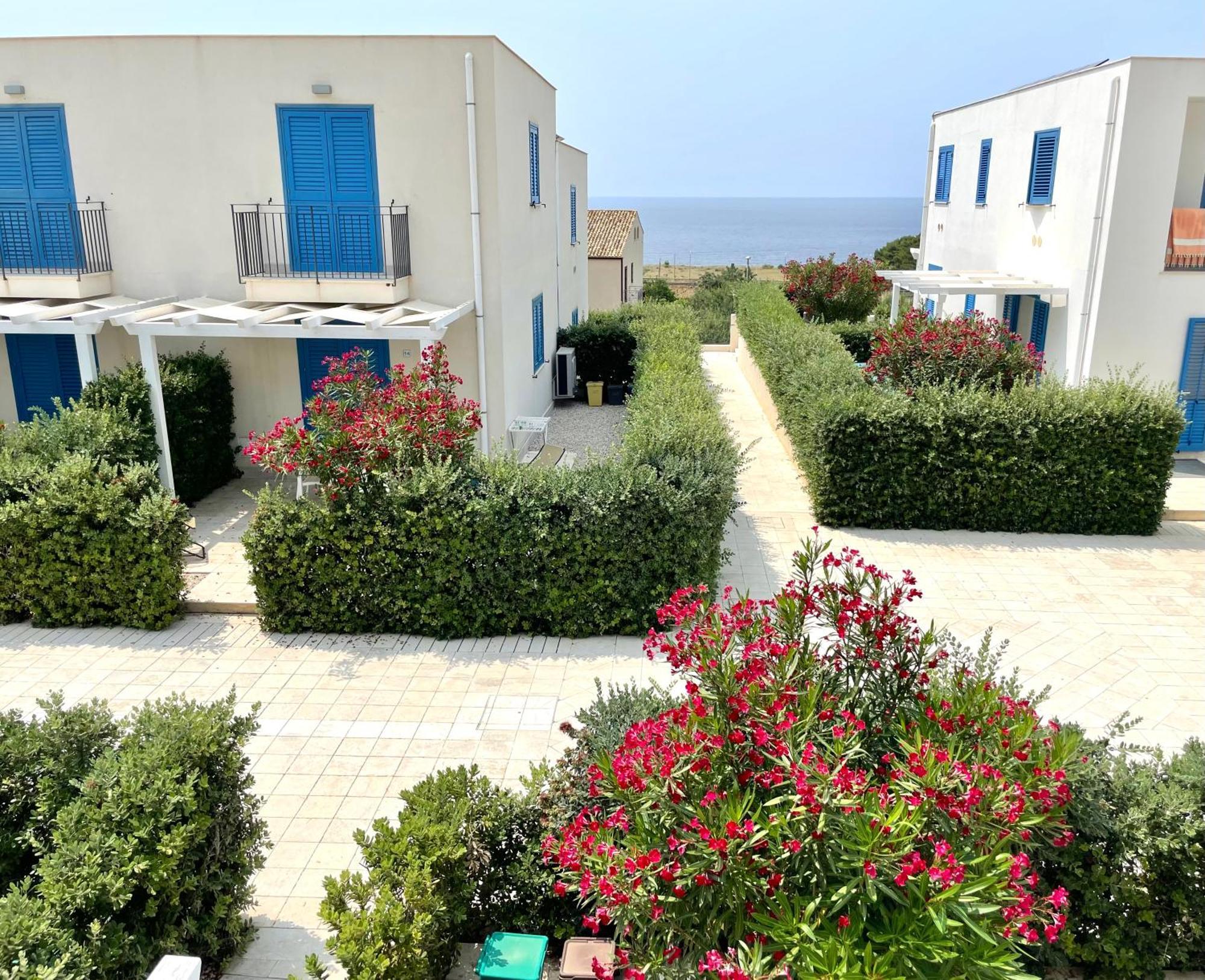Cala Azzurra Macari Bed And Breakfast And Holidays House 外观 照片