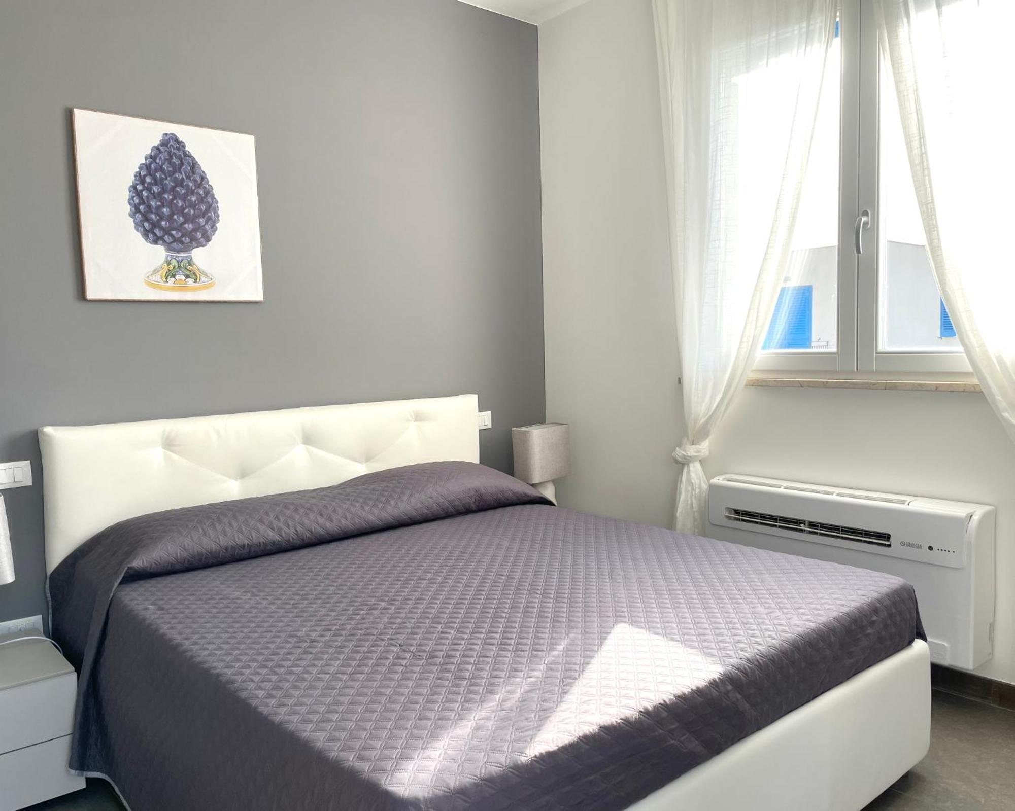 Cala Azzurra Macari Bed And Breakfast And Holidays House 外观 照片