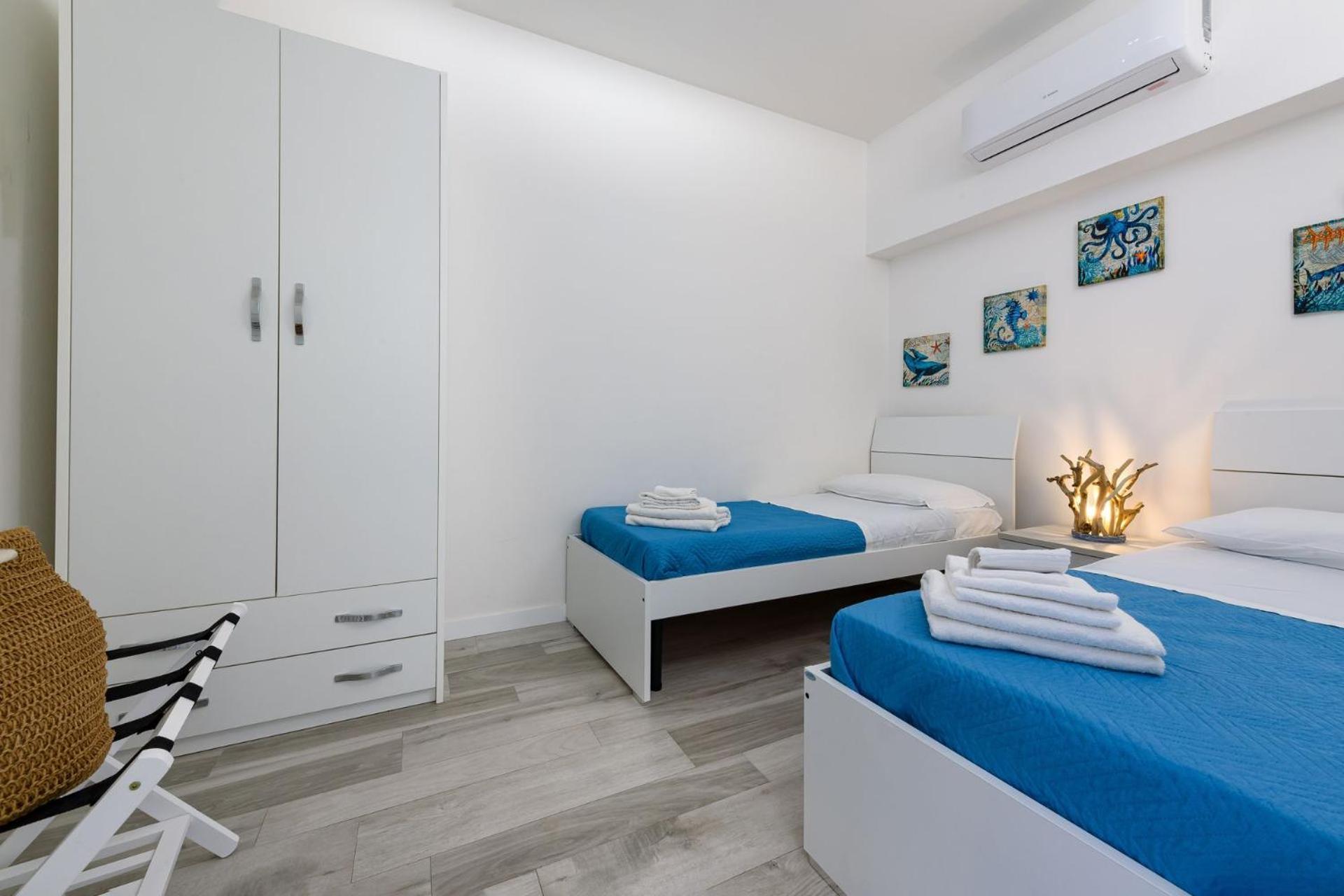 Cala Azzurra Macari Bed And Breakfast And Holidays House 客房 照片