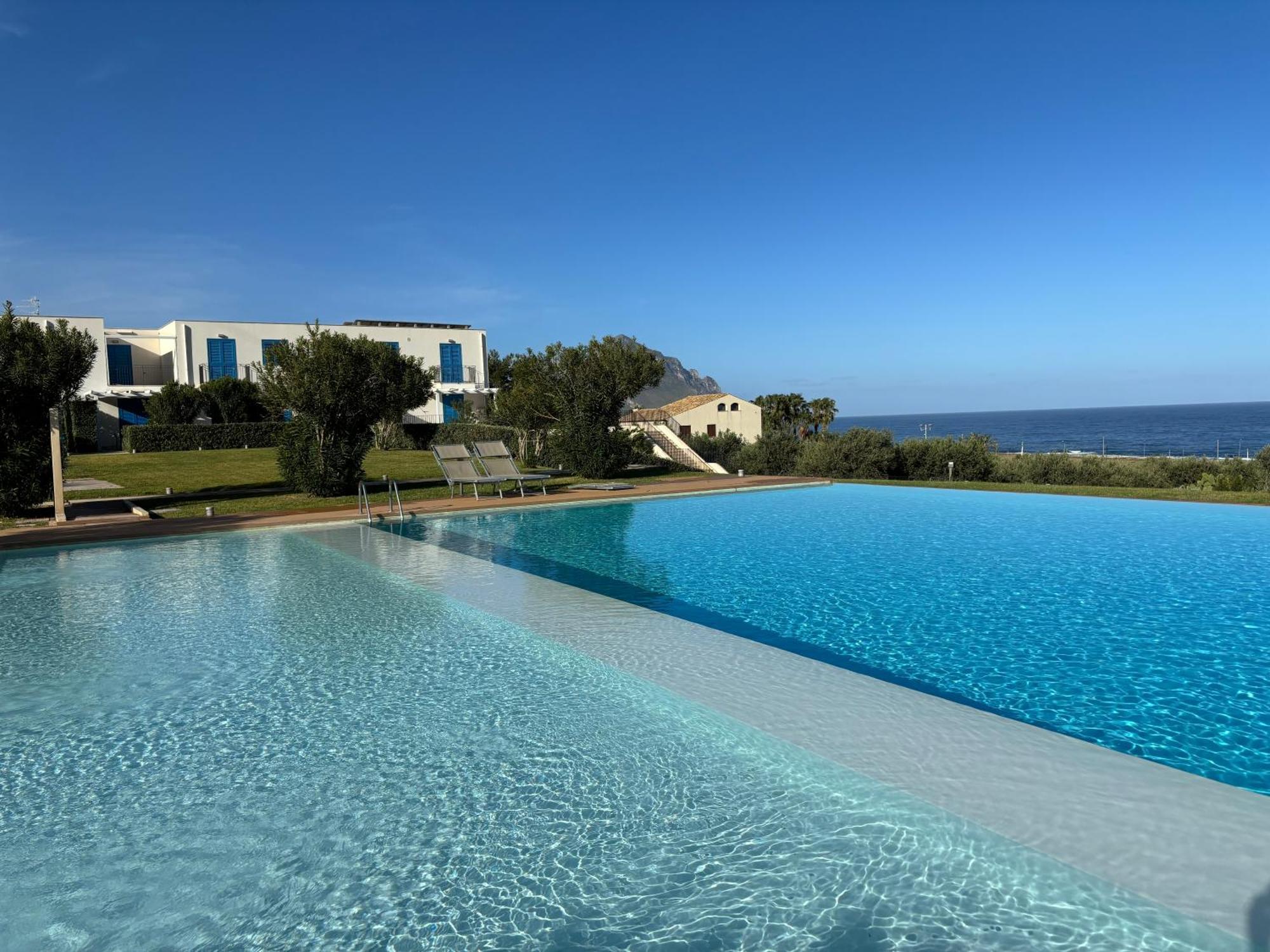 Cala Azzurra Macari Bed And Breakfast And Holidays House 外观 照片