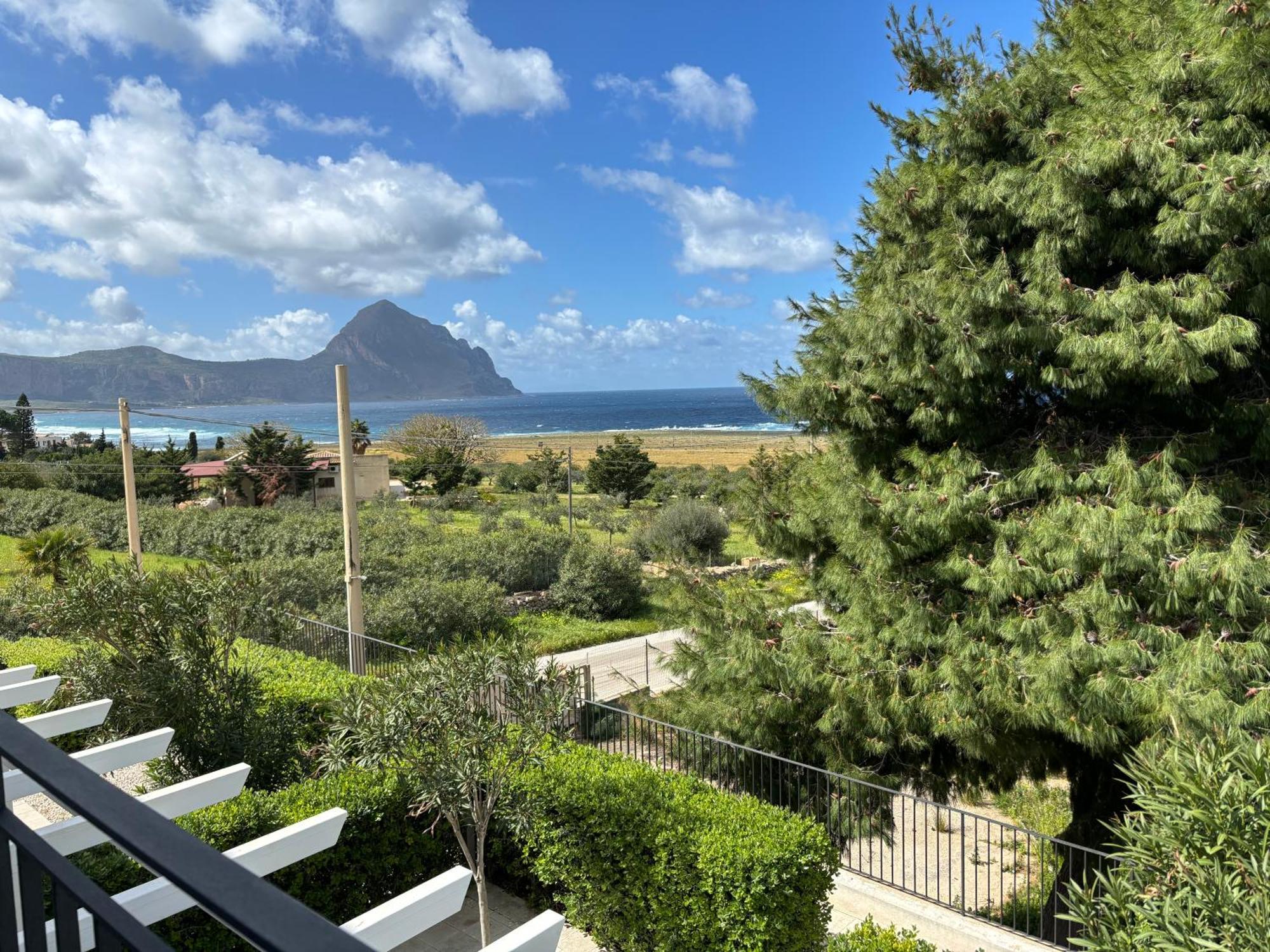 Cala Azzurra Macari Bed And Breakfast And Holidays House 客房 照片