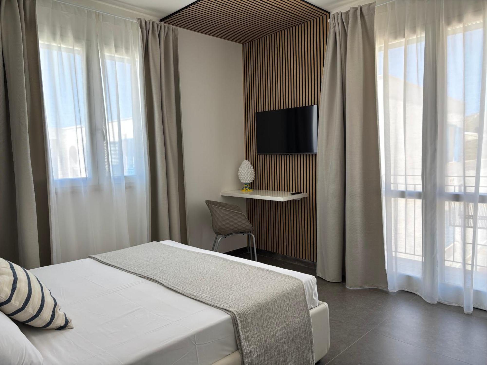 Cala Azzurra Macari Bed And Breakfast And Holidays House 客房 照片